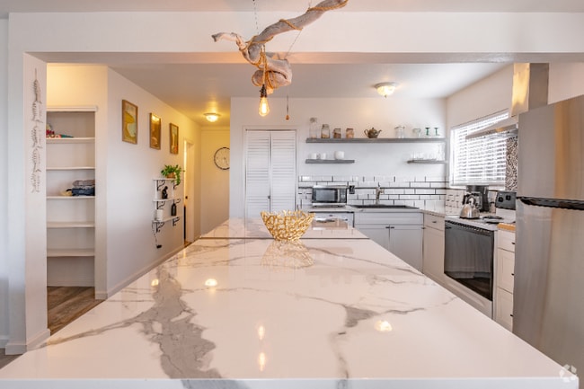 Building Photo - 73-1295-1295 Kaiminani Dr Rental