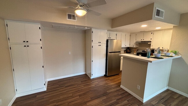 Photo - 3601 W Tierra Buena Ln Unidad 155