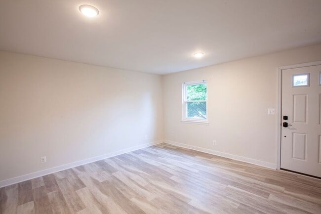 Photo - 1000 Monticello Rd Unit # 202