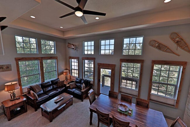 Photo - 707 Red Quill Wy Unit ID1269082P