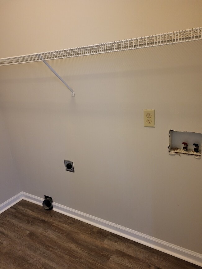 Photo - 104 Kayla Dr