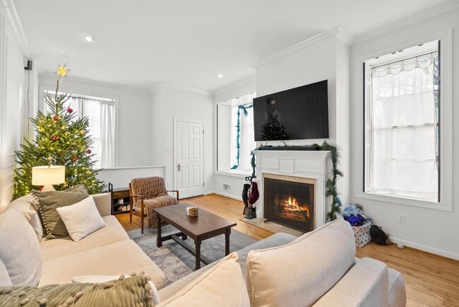 Photo - 400 S Lee St