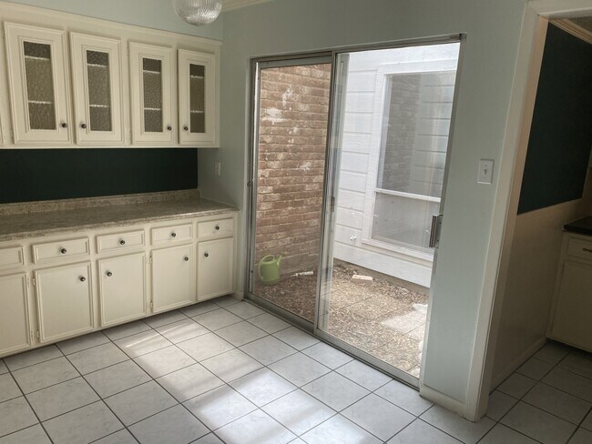 Photo - 5 Bendwood Dr