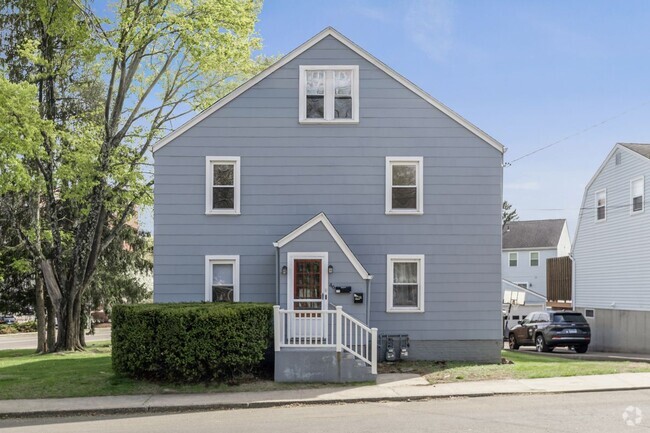Building Photo - 46 Ivy St Rental