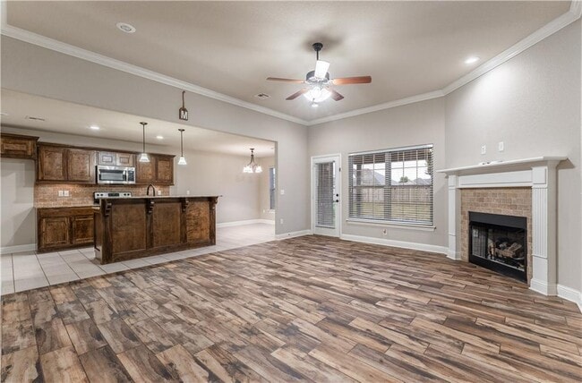 Photo - 2091 Eagle Dr