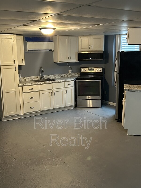 Photo - 417 E Cook St