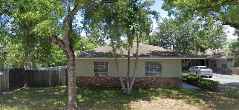 Photo - 1098 NE 34th St Unit 4