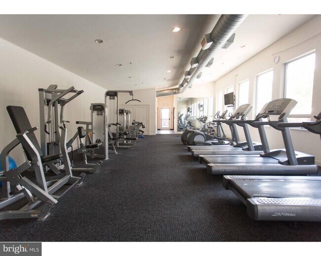 Photo - 201 N 8th St Unit 706