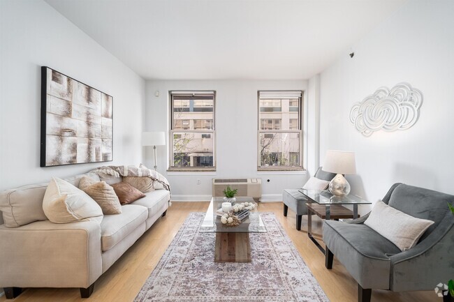Building Photo - 10 Regent St Unit 219 Rental