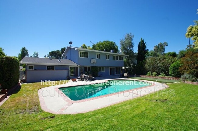 Photo - 5827 Fairhaven Ave