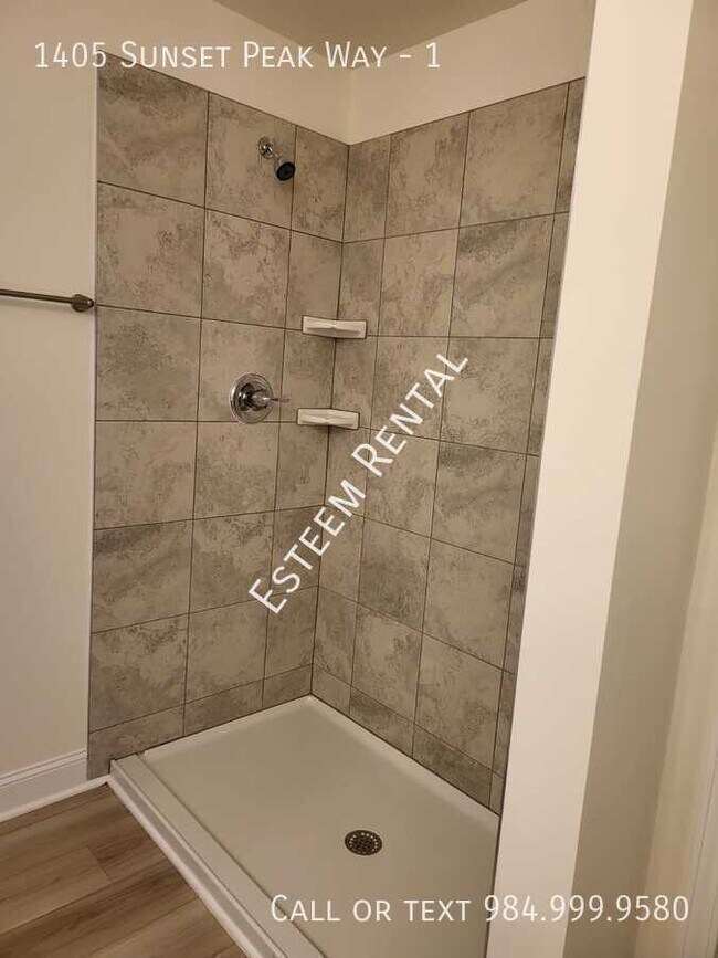 Photo - 1405 Sunset Peak Wy Casa Adosada