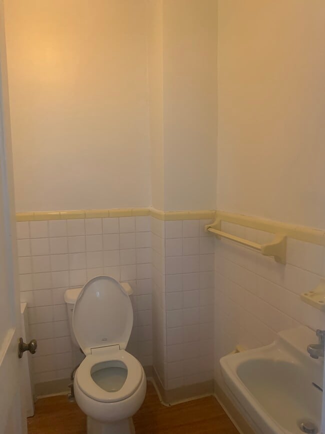 Photo - 213 E Meade St Unit 1st floor