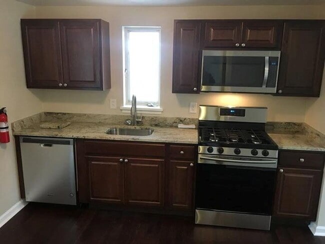 Photo - Spacious 3-Bedroom Home in Monroeville – Near Pittsburgh