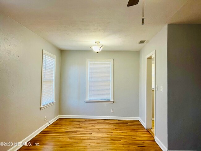 Photo - 2105 Kingswood Rd