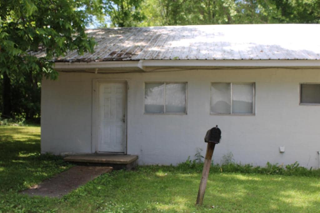 Photo - 102 Pecan Ln
