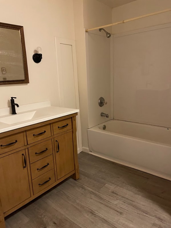 Photo - 2104 E Main St Unit B3