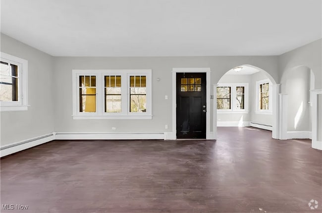 Building Photo - 908 Stadelman Ave Rental