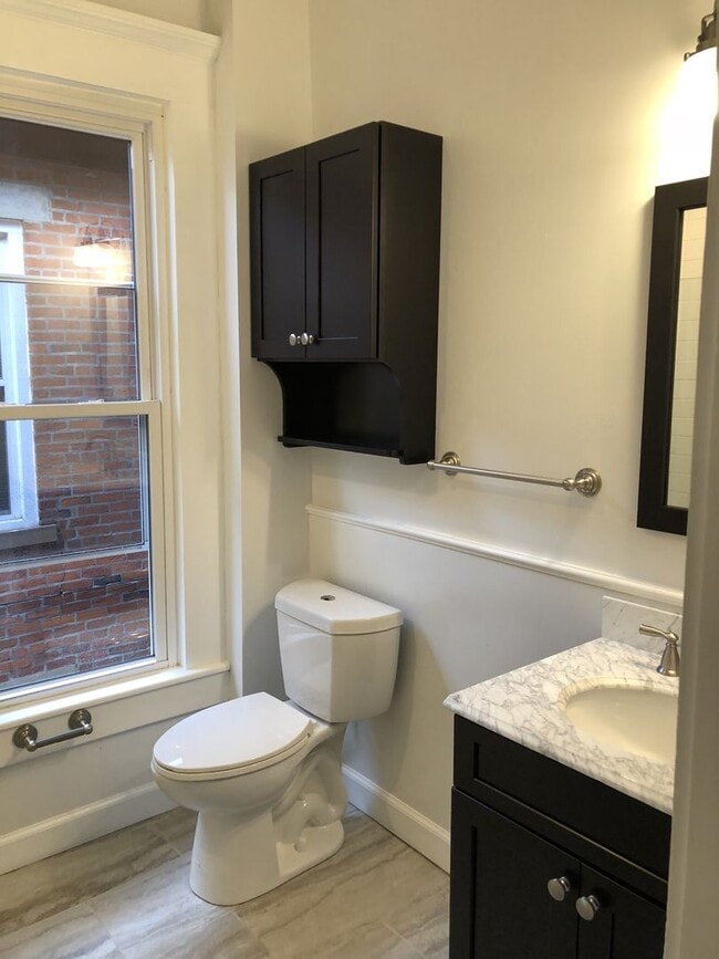 Photo - W King Ave 101-101.5 MLR Unidad 101.5 Top