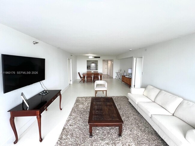 20515 E Country Club Dr Unit 649