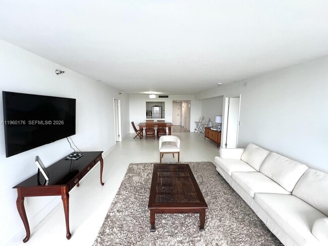 Photo - 20515 E Country Club Dr Unit 649