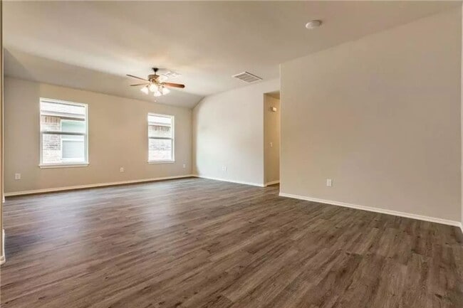 324 Chalk Hill Ct