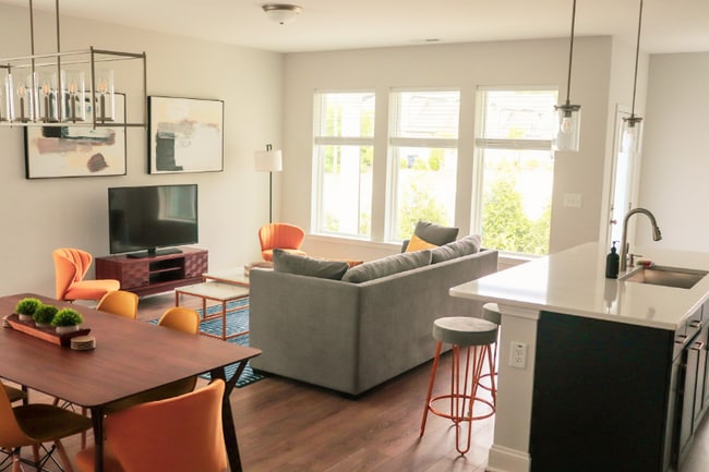 Photo - 1001 Canary Pepper Dr