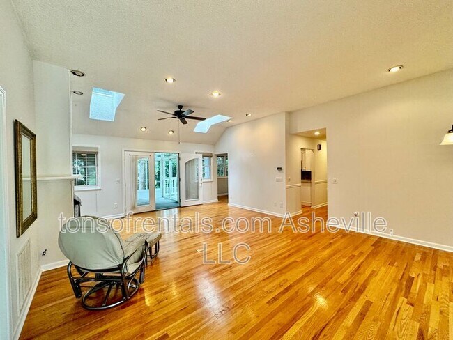 Photo - 200 Turkey Pine Ct