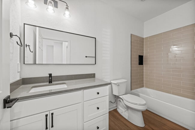 DSC06512 - Avana Lexington