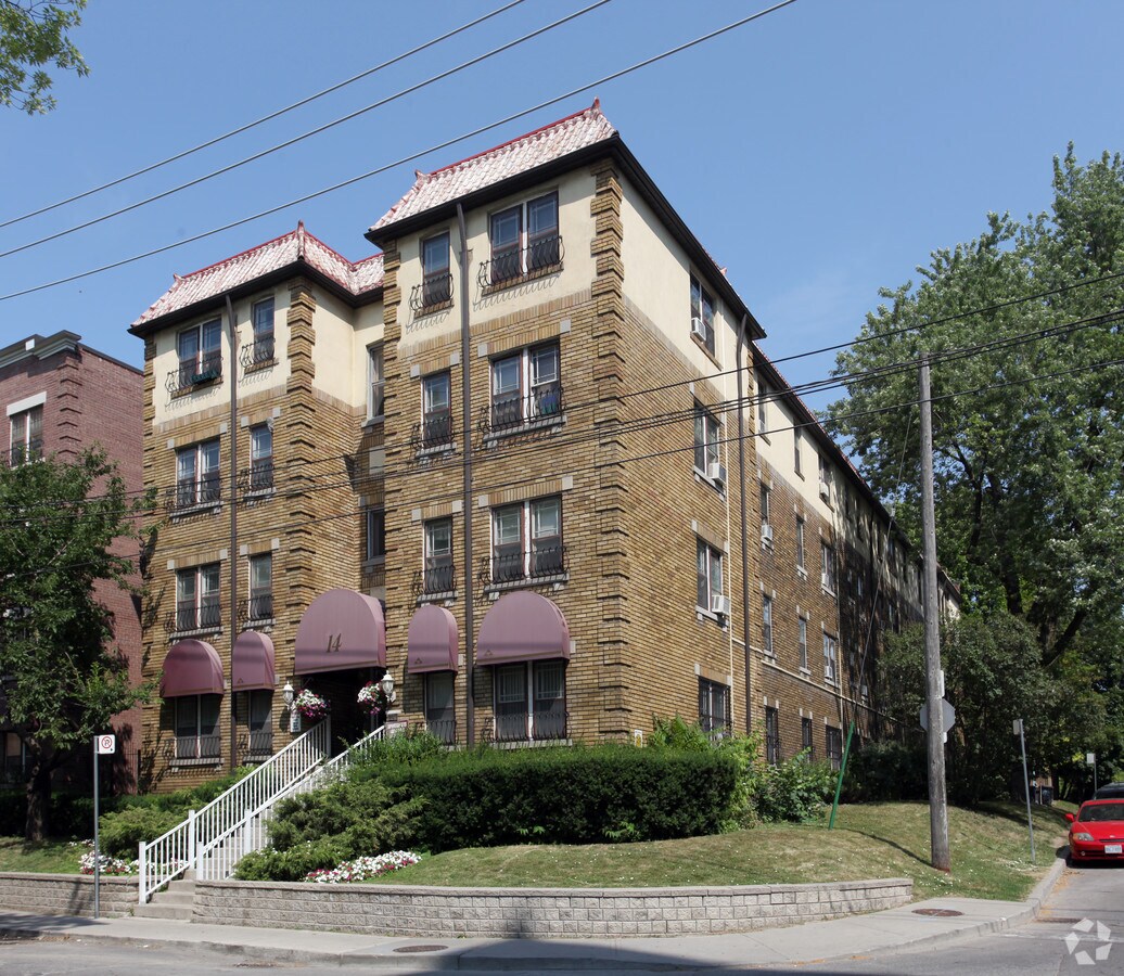 Primary Photo - 14-22 Tichester Rd