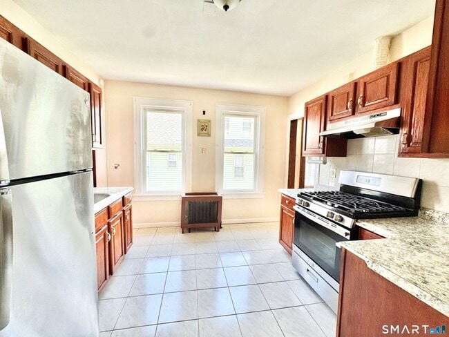 60 Westfield Ave