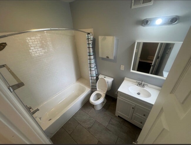 Photo - 2202 N Bouvier St