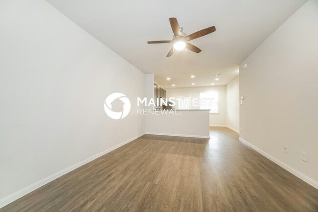 Photo - 4 Bedroom Pet-Friendly Home in HUMBLE, TX with Main Street Renewal