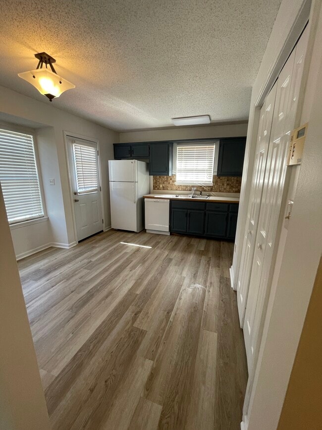 Photo - 1805 Colt Dr