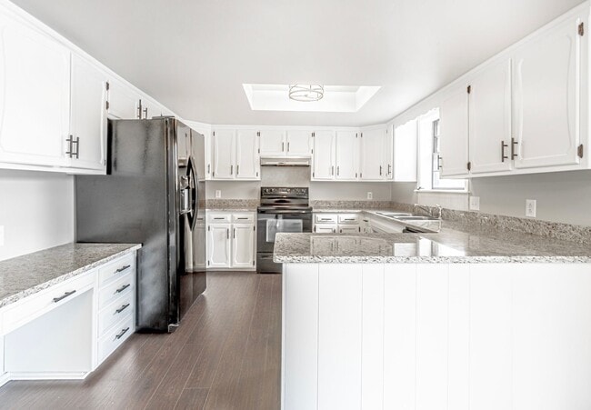 Photo - Beautiful home in an established neighborhood with a new roof is waiting for you!