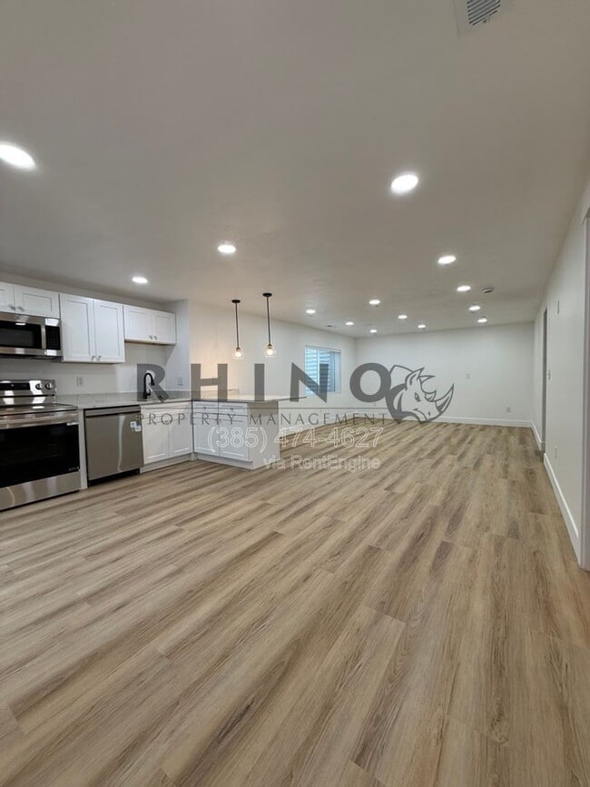Photo - 3767 N Hannah St