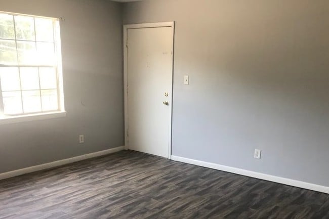 Photo - Appleton Apartments