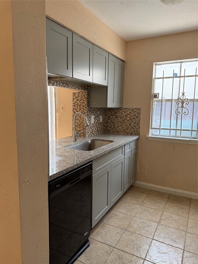 Photo - 9350 Country Creek St Unidad 1