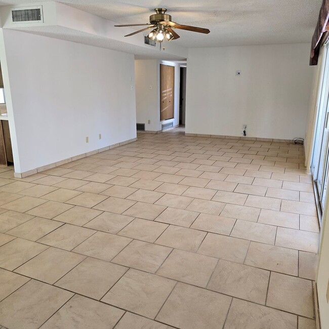 Photo - Sunsites/Pearce Southwest Style Home