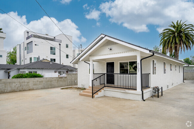 Building Photo - 6107 Hazelhurst Pl Rental