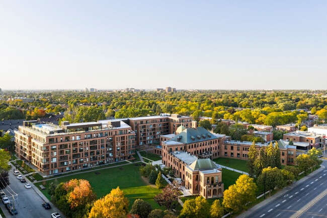 Building Photo - Mellem Grace Dart