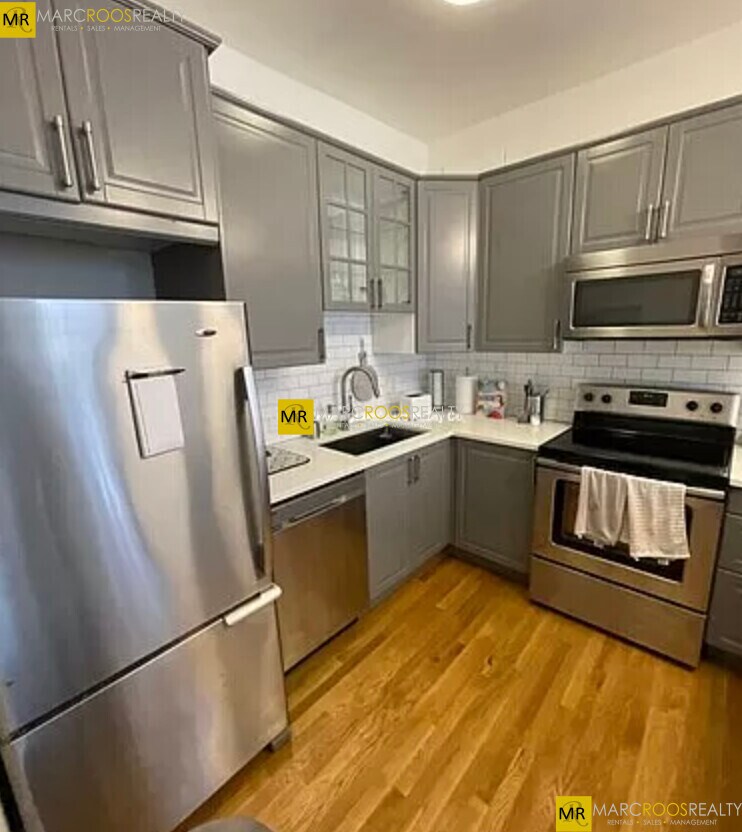 Photo - 910 Beacon St Unit 23