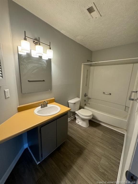 Photo - 837 Applewood Ln