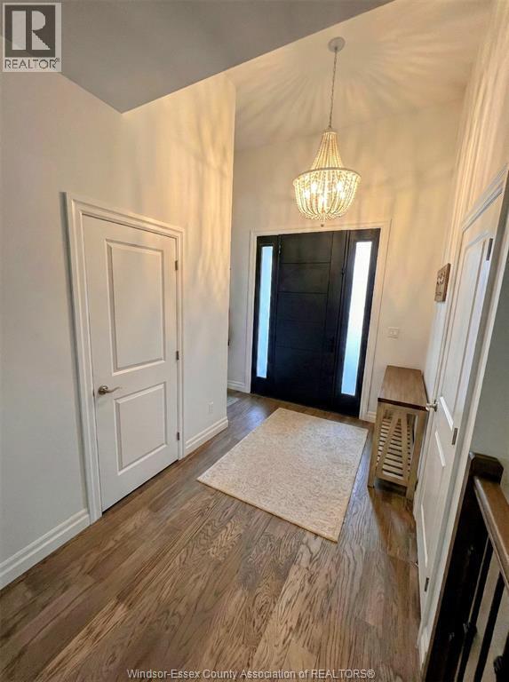 Photo - 155 Gloucester Dr