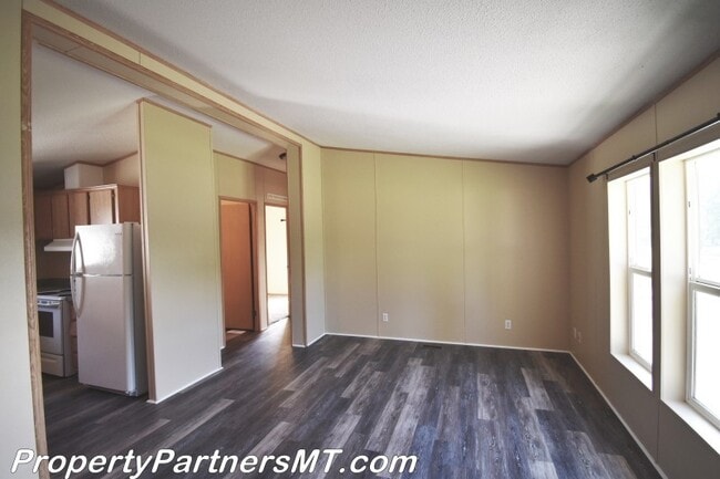 Photo - 3 Bed 2 Bath - Updated modular house!