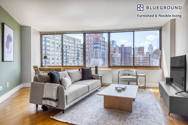 Building Photo - 175 E 96th St Rental