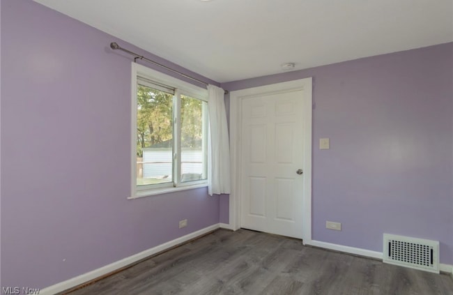 Photo - 270 W Glendale St