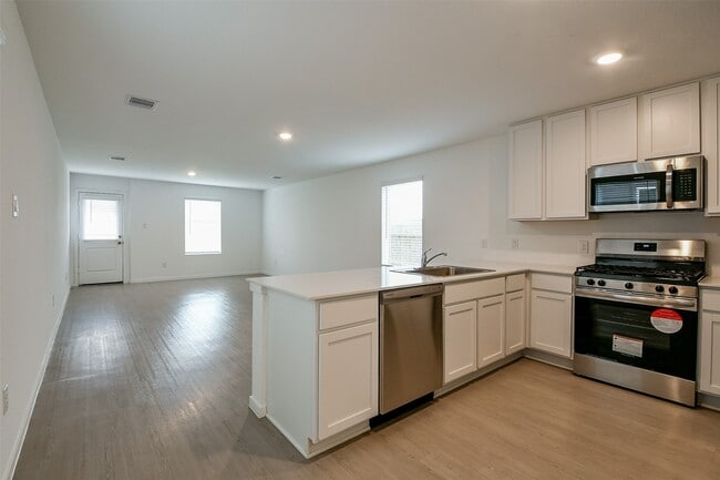 Photo - 21325 Carosella Dr