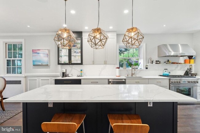 Photo - 2916 New Mexico Ave NW