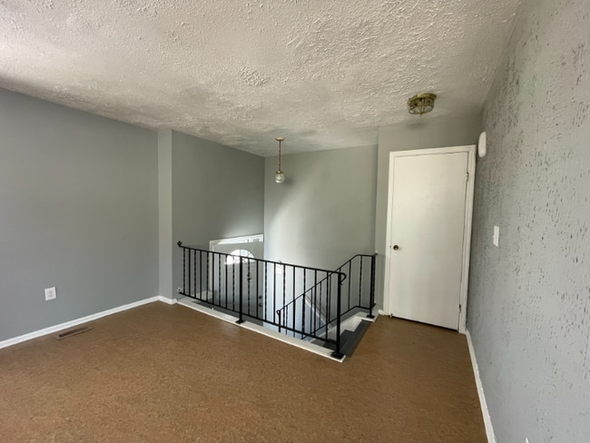 Photo - 391 Liscum Dr