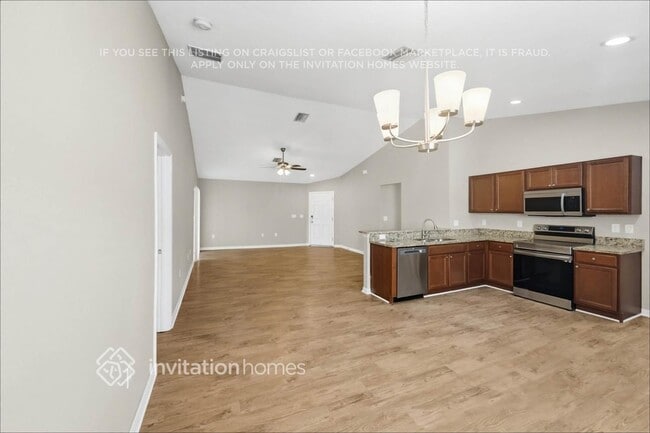 2226 12th Ave E